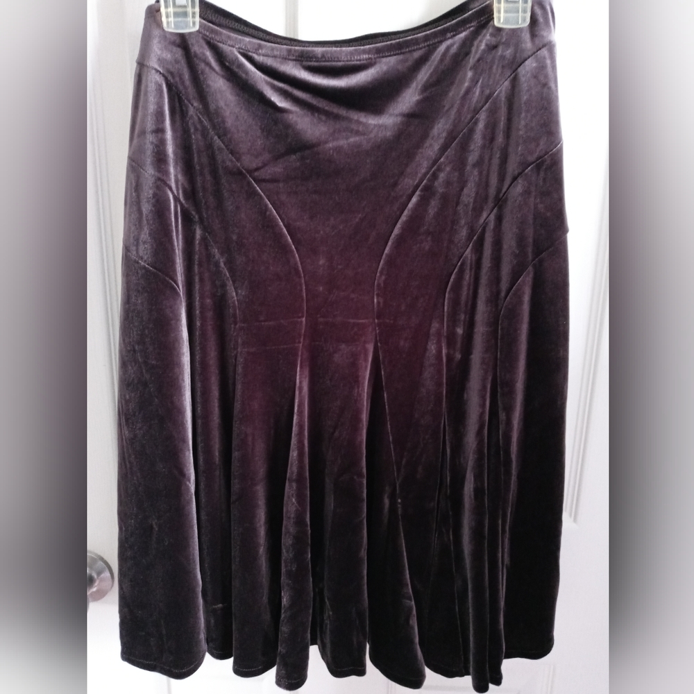 axcess by Liz Claiborne. Chocolate Brown Below the Knee Length Skirt. NWOT